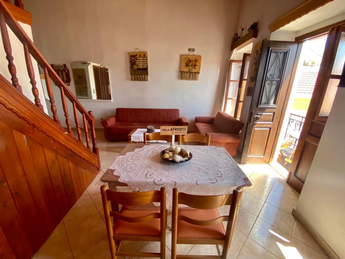 Villa Afroditi Chalki Town Exterior foto